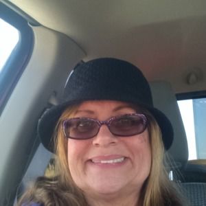 Meet your Posher, Becky